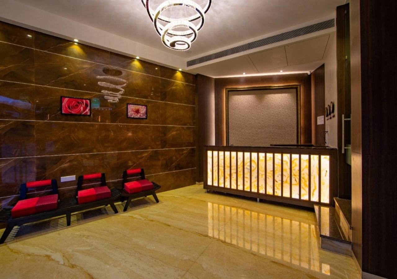 Hotel Laxvas Thane Exterior foto